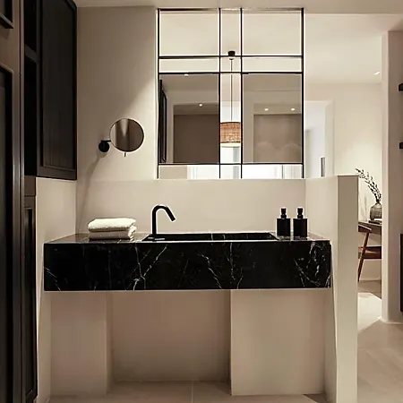 Ezio Bo Luxury Living Hotel 4*